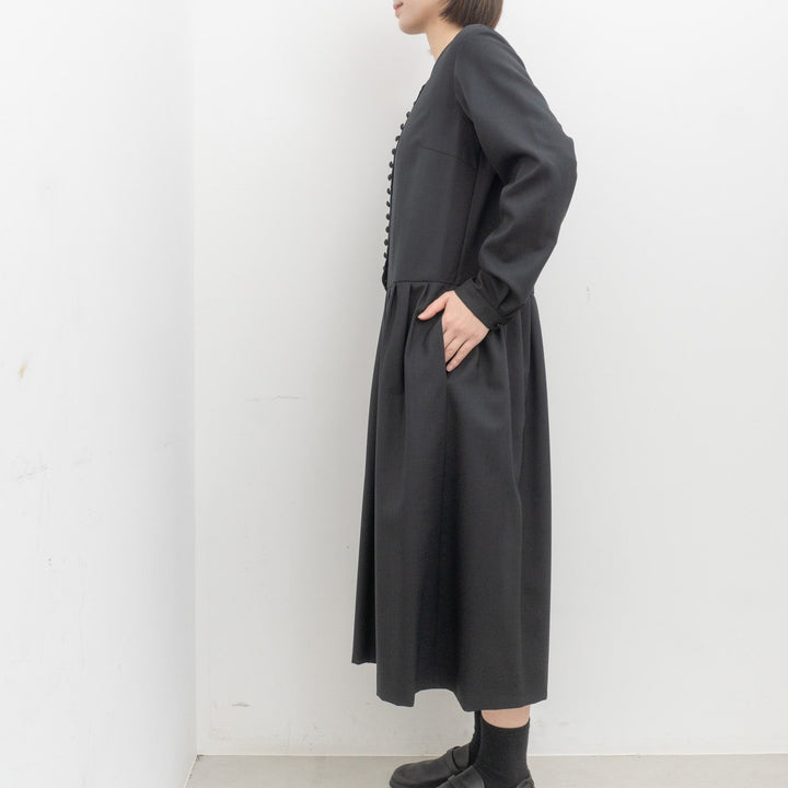 atelier naruse /WOMEN　2026｜Formal kurumi button one-piece na-F03062