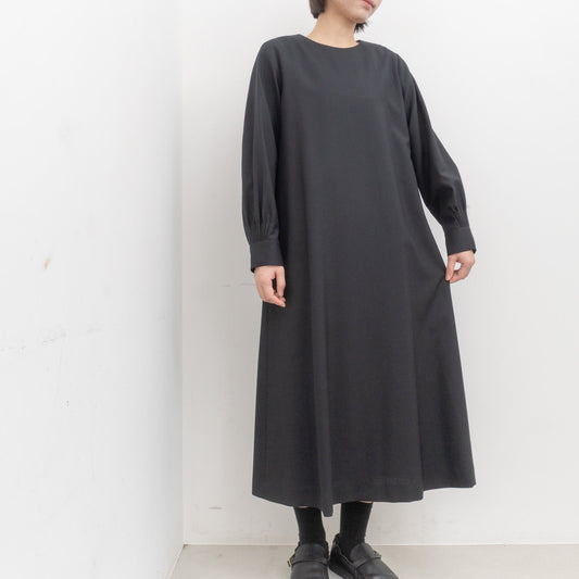 atelier naruse /WOMEN　2026｜Formal Aline one-piece na-F03070