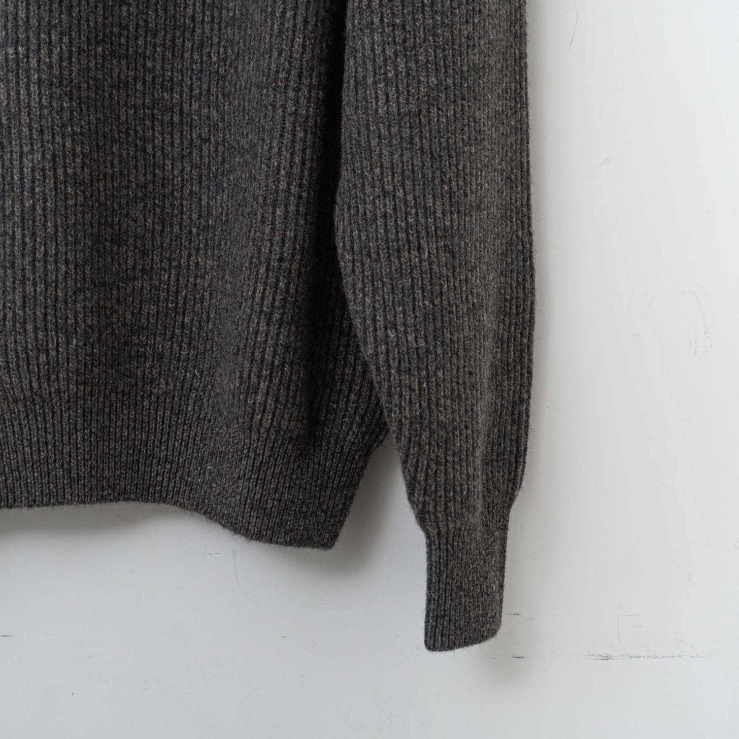 nonnotte｜MEN　Triangke Turtle Neck Pullover Wool Yak Knit N-24A-042