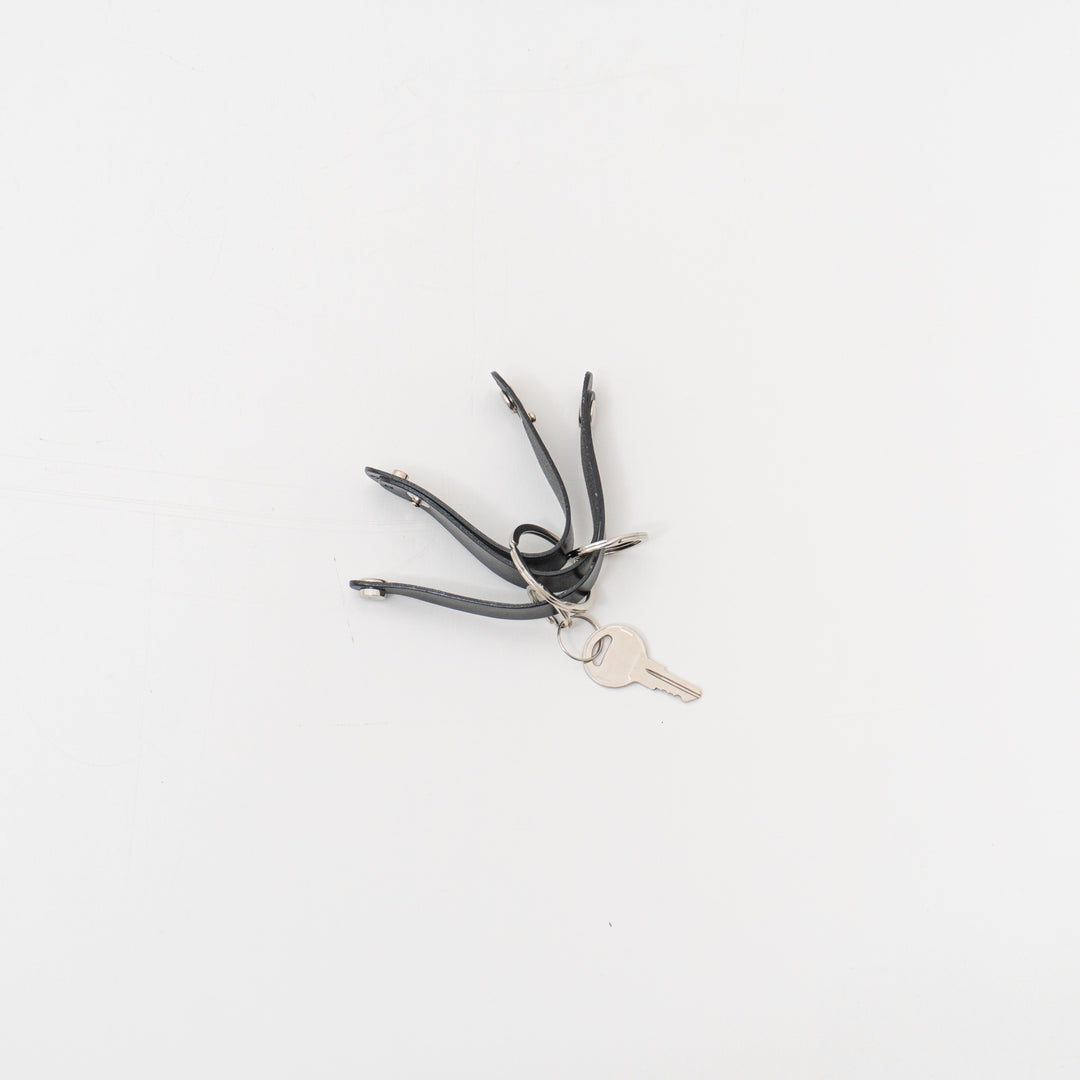 i ro se/　 FOLD 3R KEY HOLDER