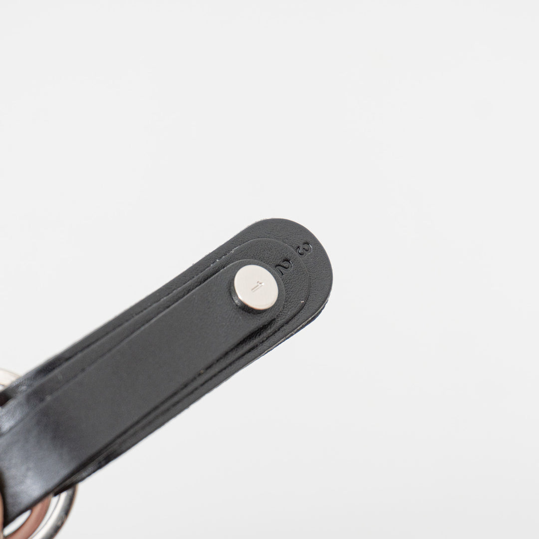 i ro se/　 FOLD 3R KEY HOLDER