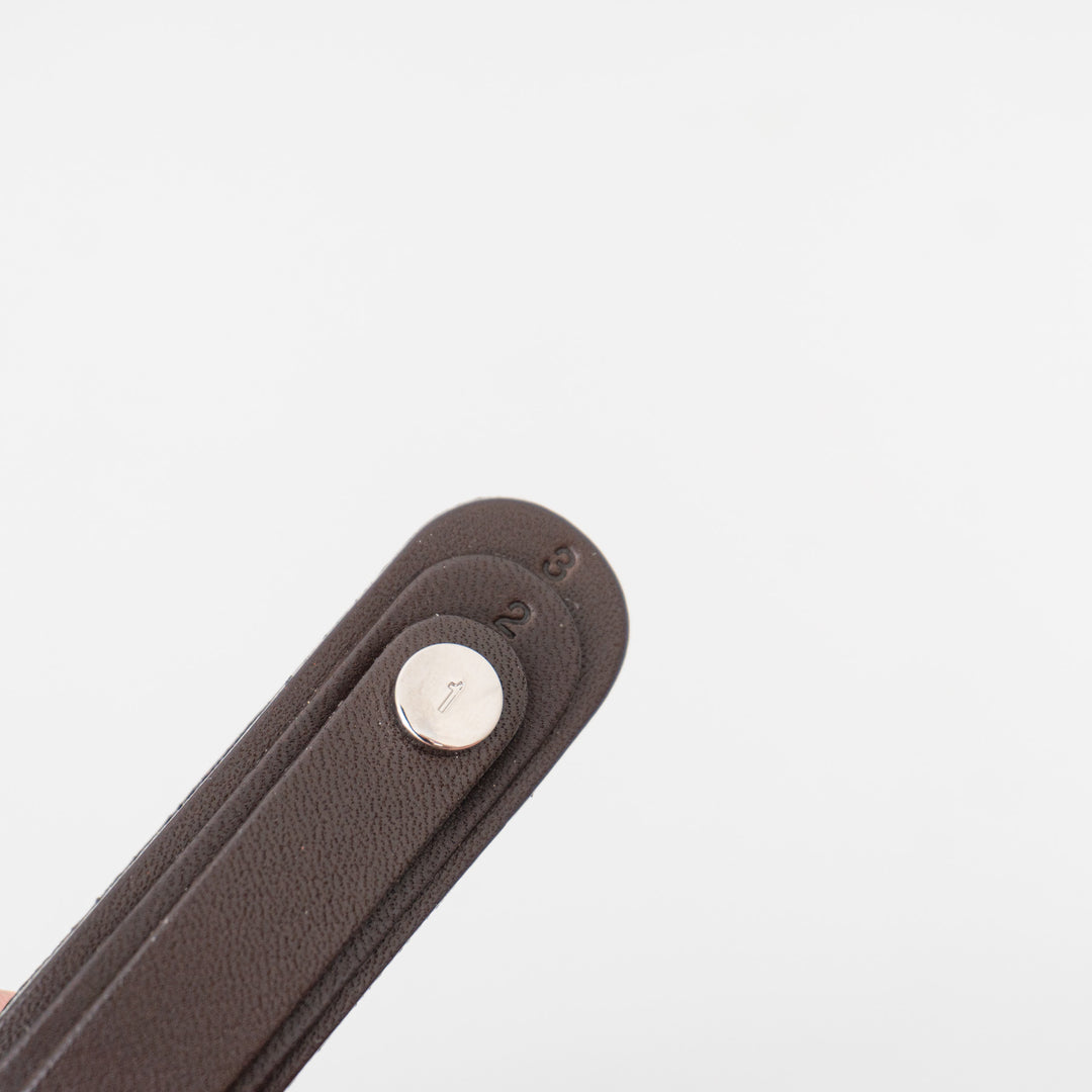 i ro se/　 FOLD 3R KEY HOLDER