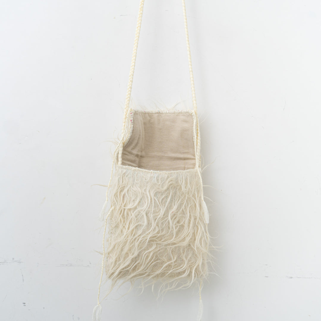 pips/　CHAMULA WOOL MINI BAG