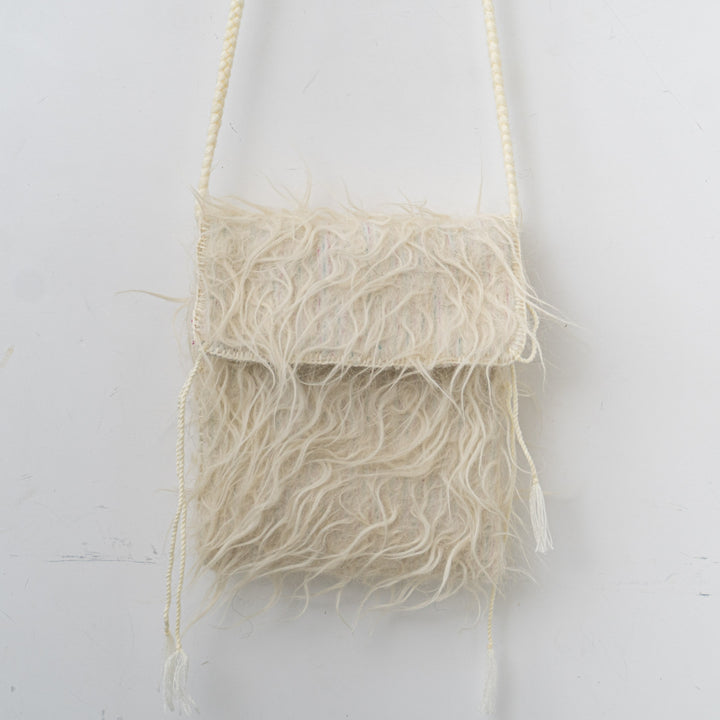 pips/　CHAMULA WOOL MINI BAG