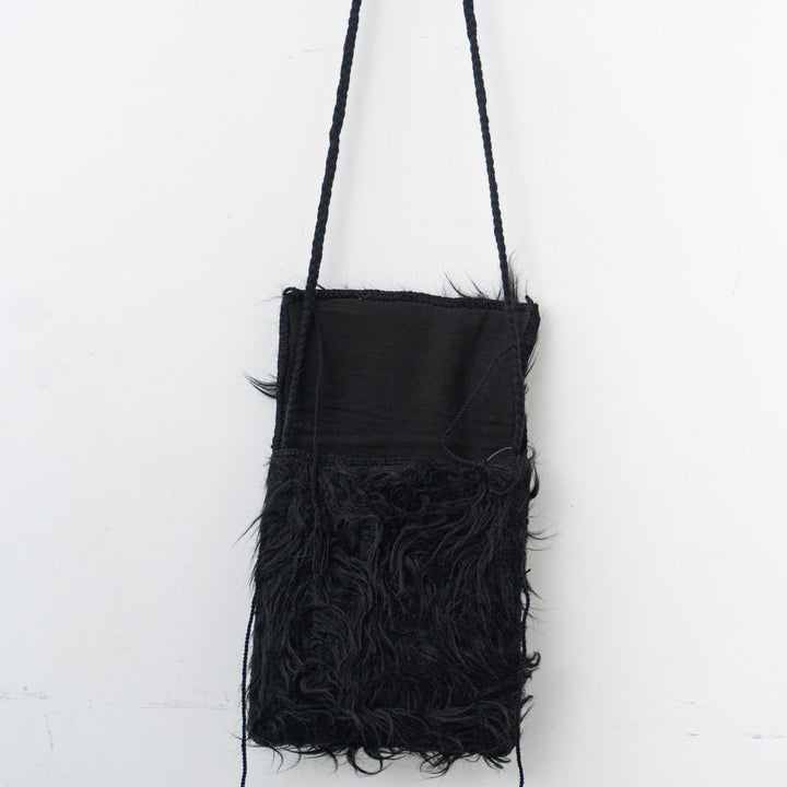 pips/　CHAMULA WOOL MINI BAG