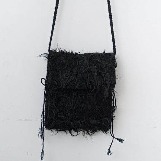 pips｜CHAMULA WOOL MINI BAG（BLACK）