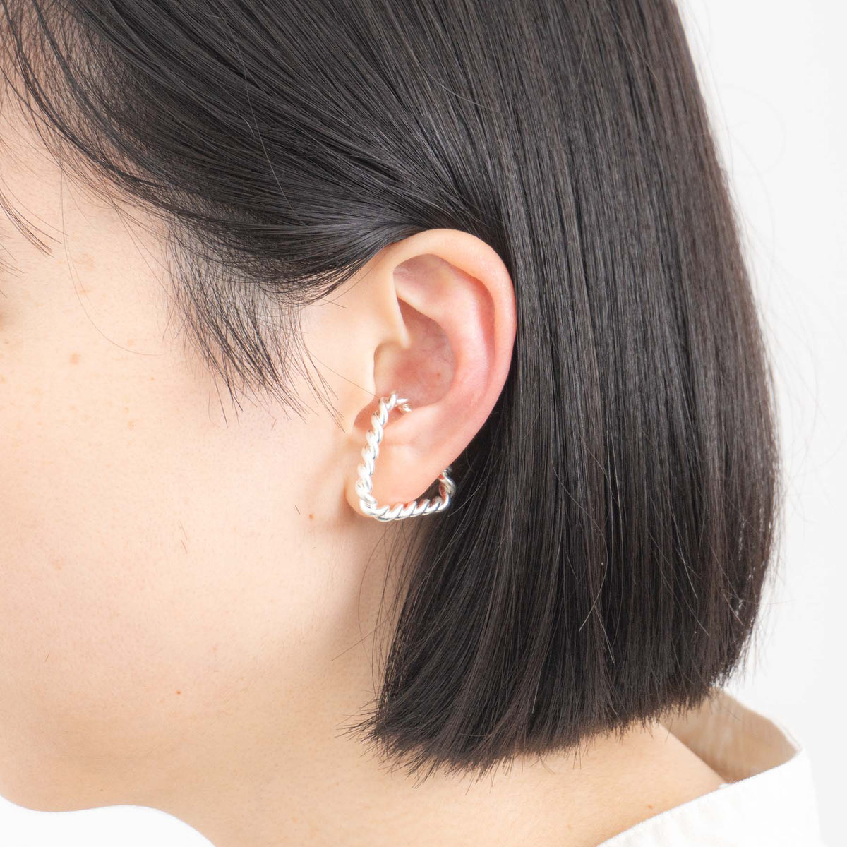 _Fot｜twist form cuff triangle col.silver