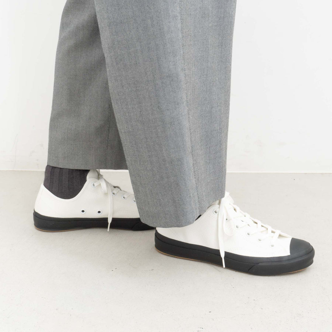 evam eva/　canvas sneaker/ホワイト×ブラック(91)