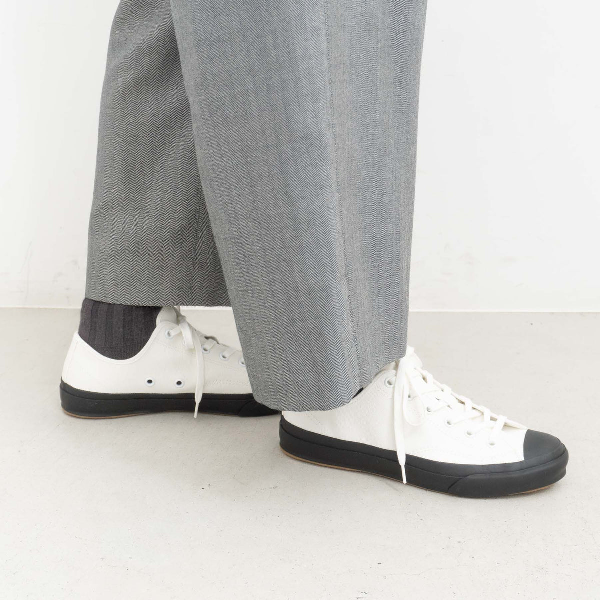 evam eva｜canvas sneaker/ホワイト×ブラック(91)