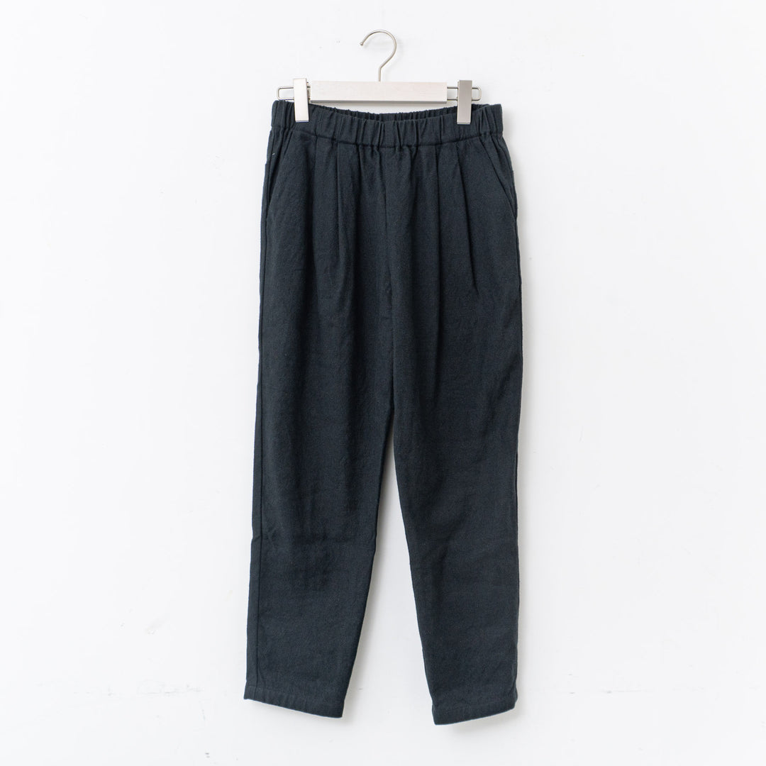 evam eva/　linen cotton tuck pants E241T026