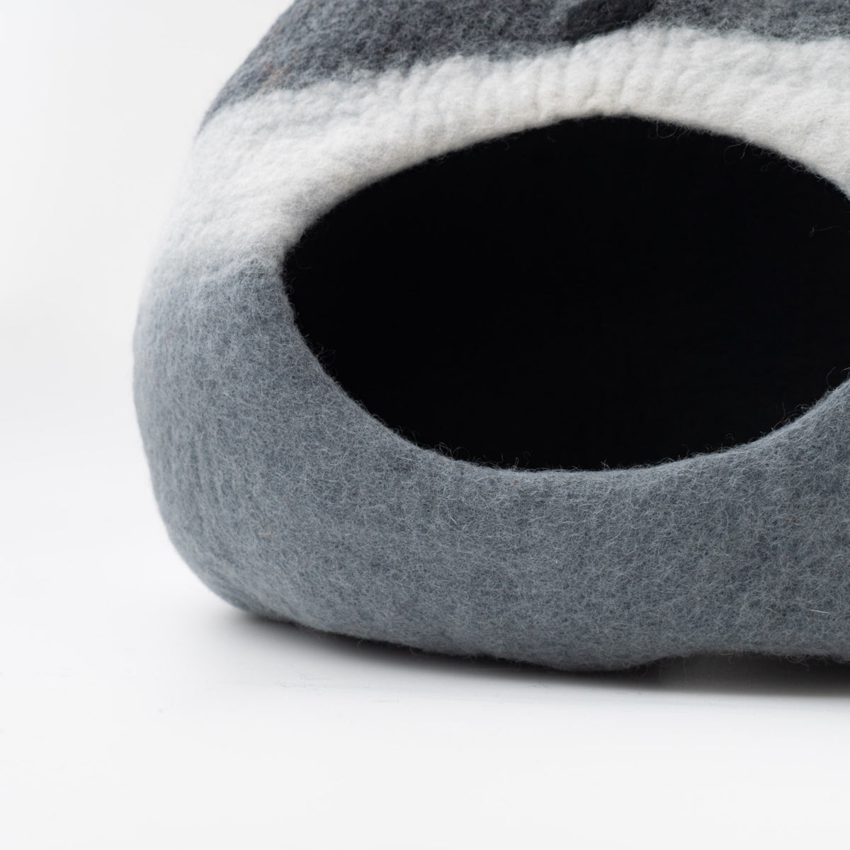 ペット用品-hamro VILLAGE｜RACCOON cat cave