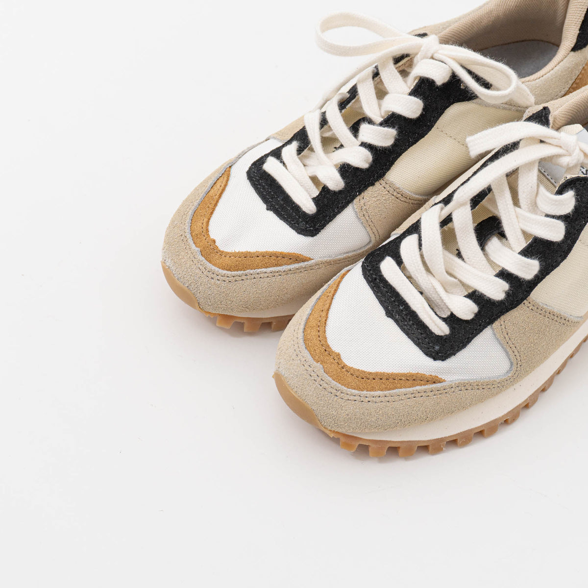 NOVESTA｜UNISEX　MARATHON TRAIL Beige/Black