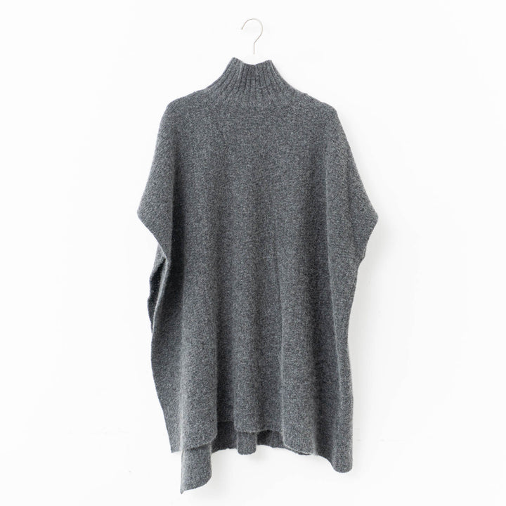 evam eva/　yak poncho E233K148