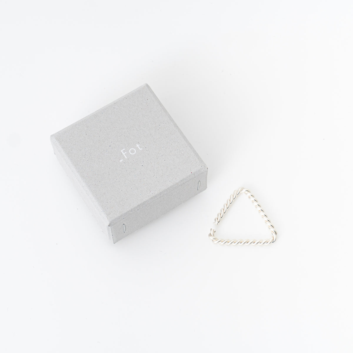 _Fot｜twist form cuff triangle col.silver（SILVER）