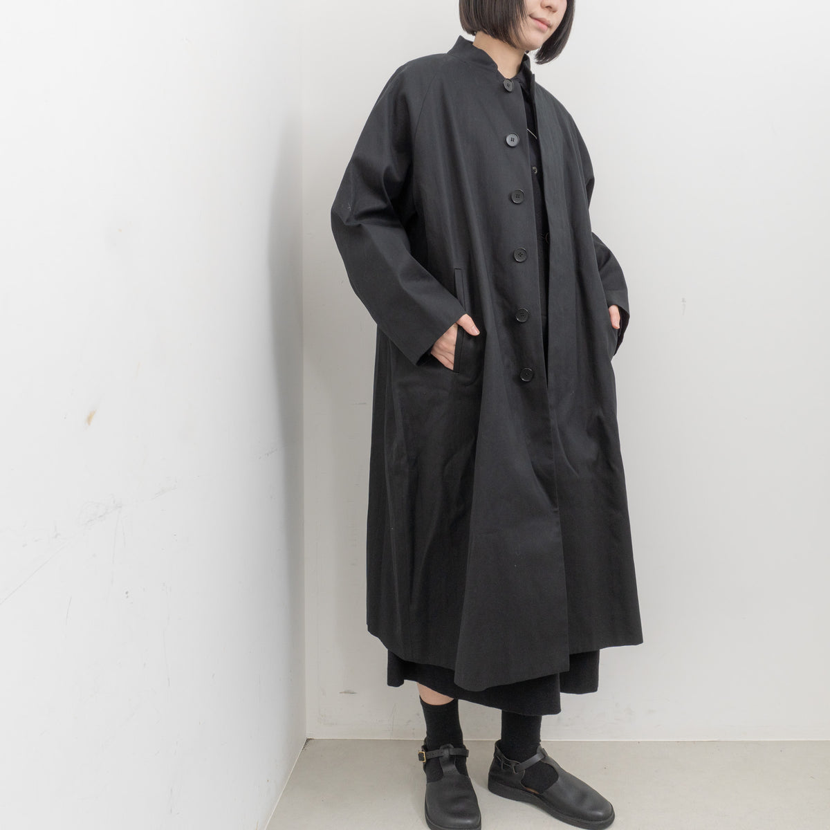 atelier naruse /WOMEN　2026｜FORMAL stand collar coat na-F04057