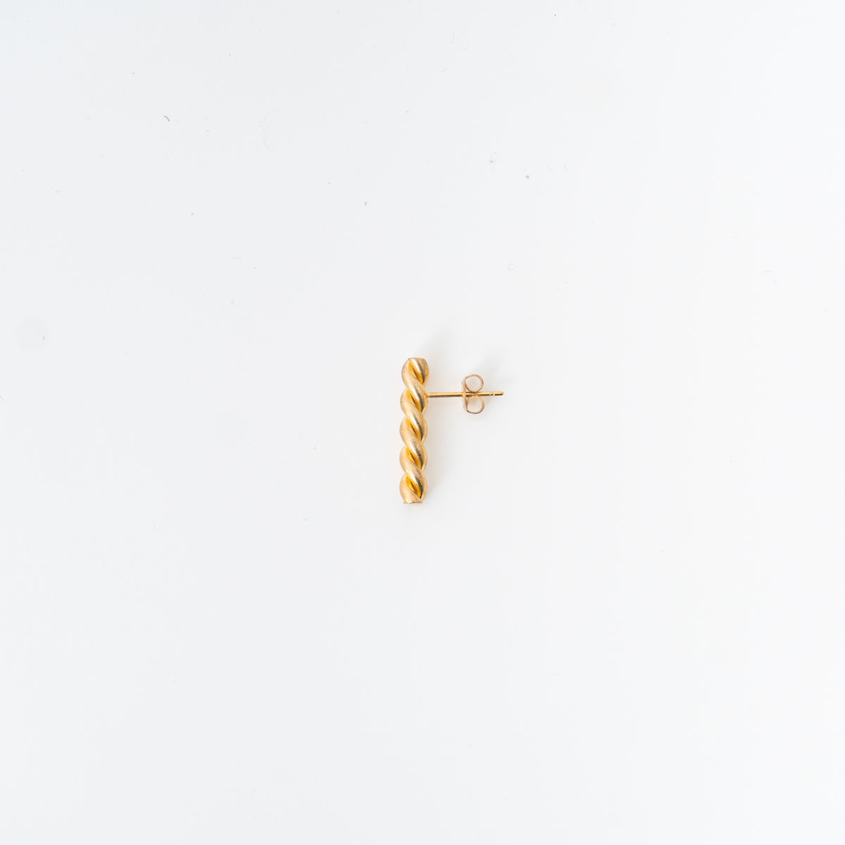 _Fot｜twist form cuff earring (Piercedearring)（GOLD）
