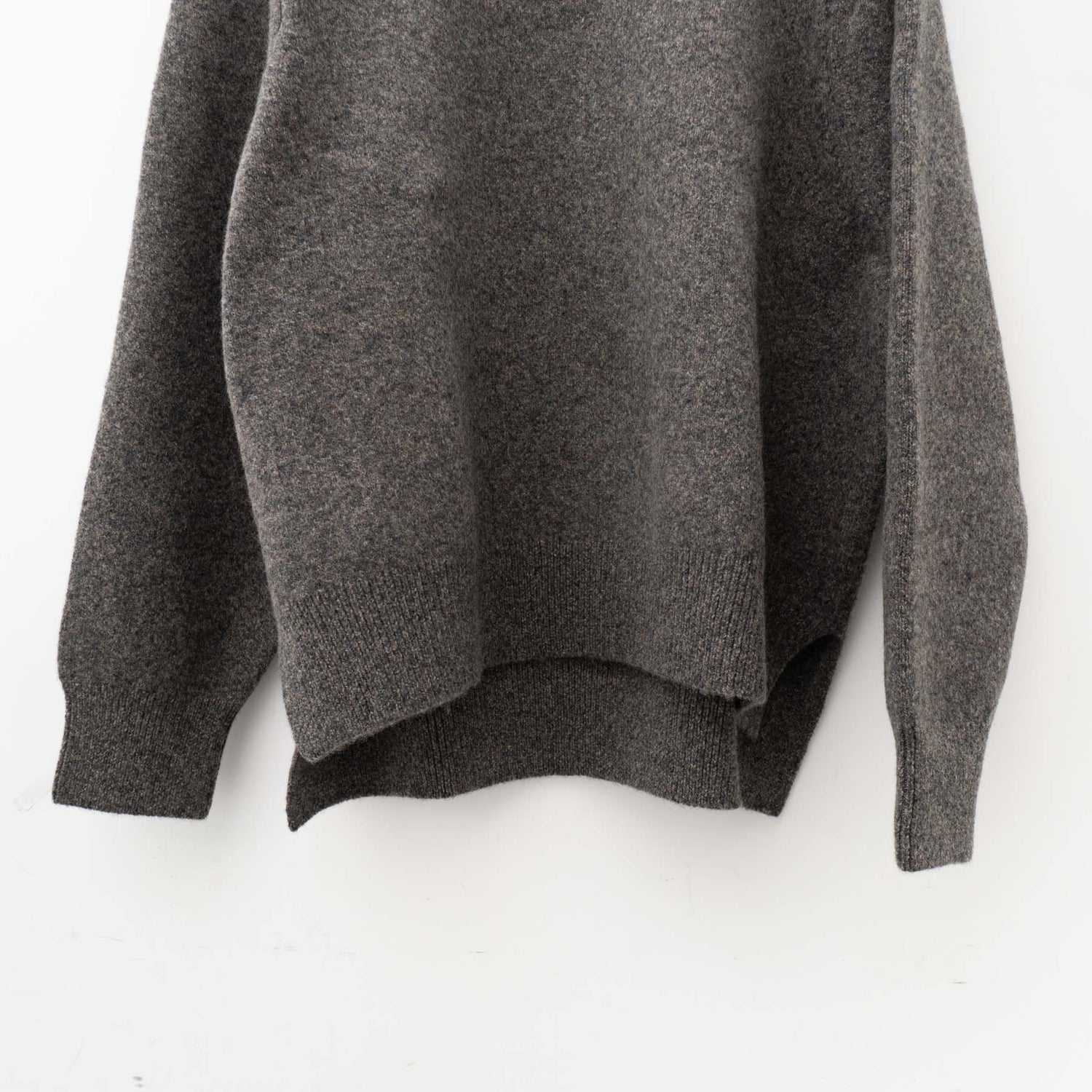 nonnotte｜MEN　slit crew neck pullover-heavy oz yak knit
