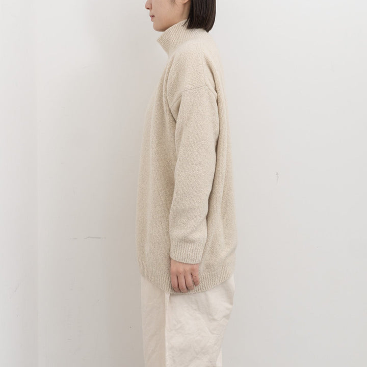 evam eva/　boucle yarn turtleneck E253K216