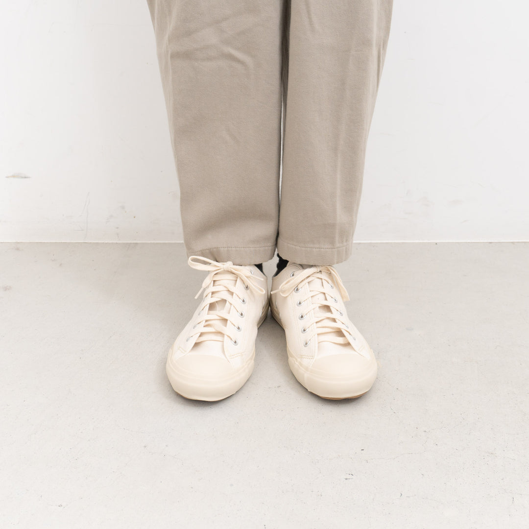 evam eva/　canvas sneaker/kinari（03）
