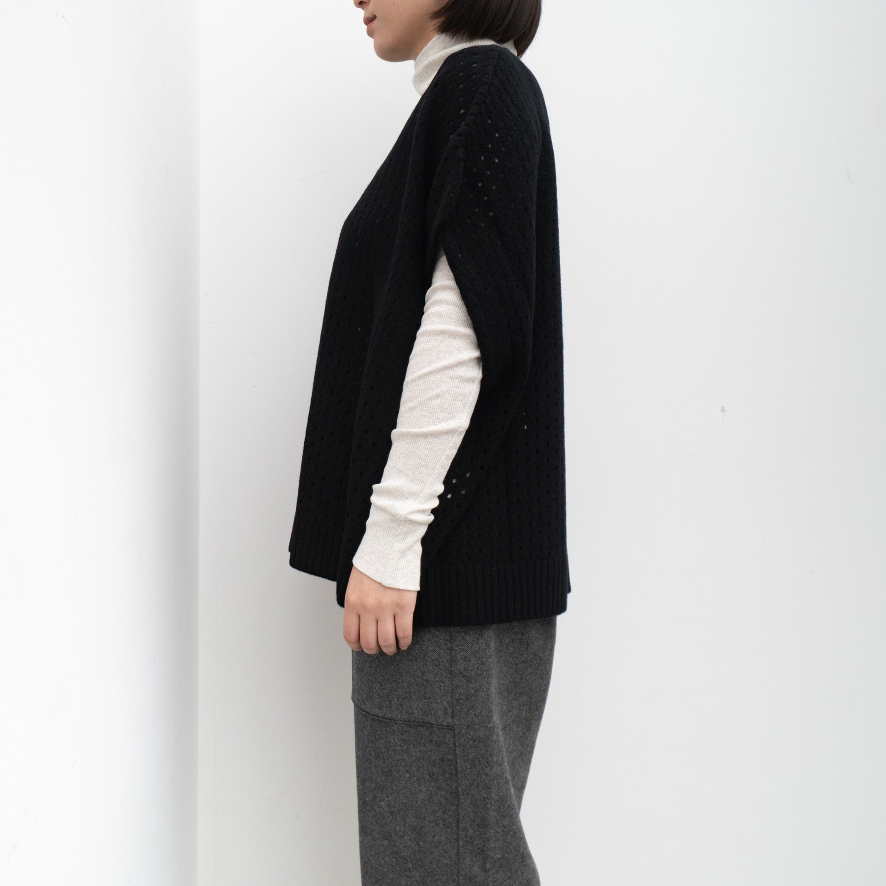 完売】homspun /WOMEN メリノウール針抜きベスト 232-7901 – haus-netstore