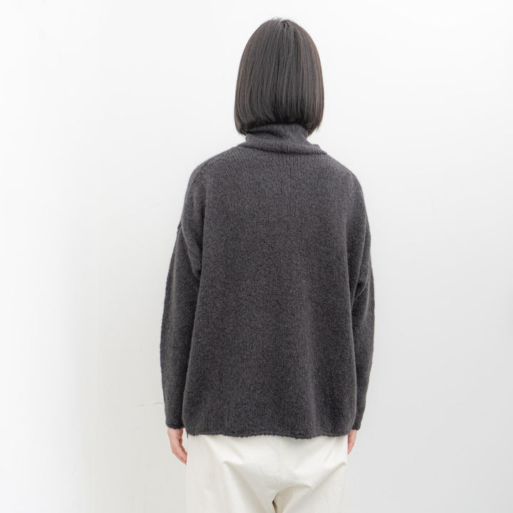 evam eva/　alpaca lily turtleneck E243K159