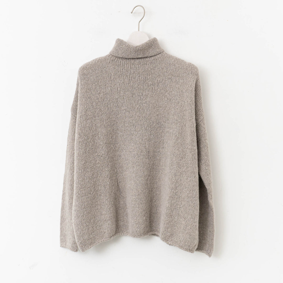 evam eva/　alpaca lily turtleneck E243K159