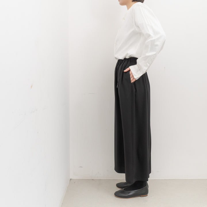 ゴーシュ /　バックサテンブラック　ロングスカート G261-S019
