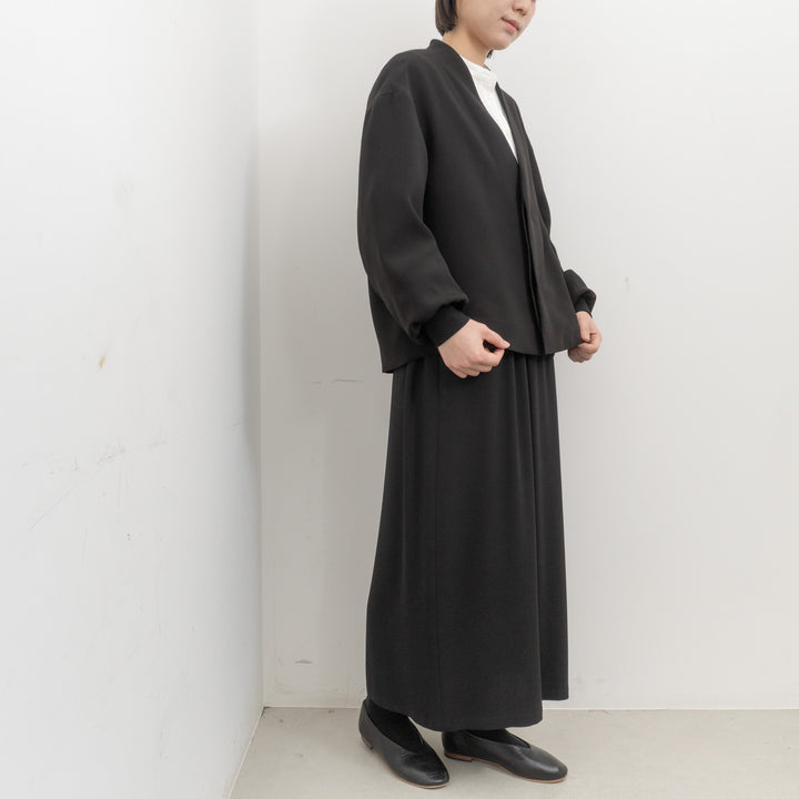 ゴーシュ /　バックサテンブラック　ロングスカート G261-S019
