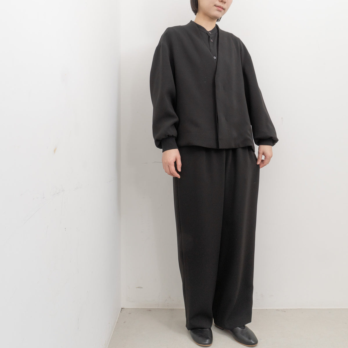 ゴーシュ｜ストレッチブラック ワイドパンツ G261-P017