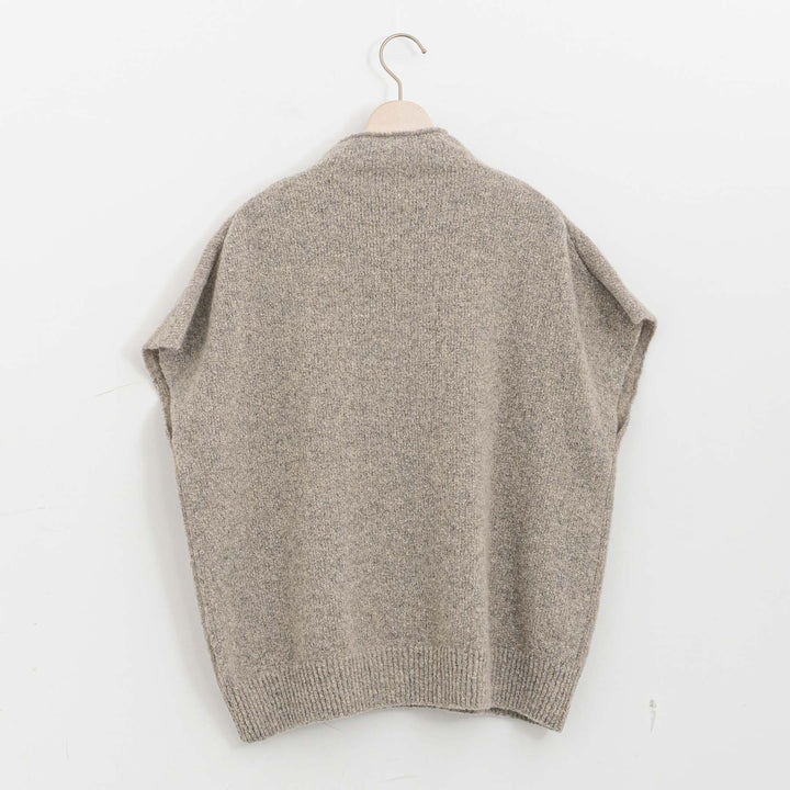 evam eva/　boucle yarn vest E253K214