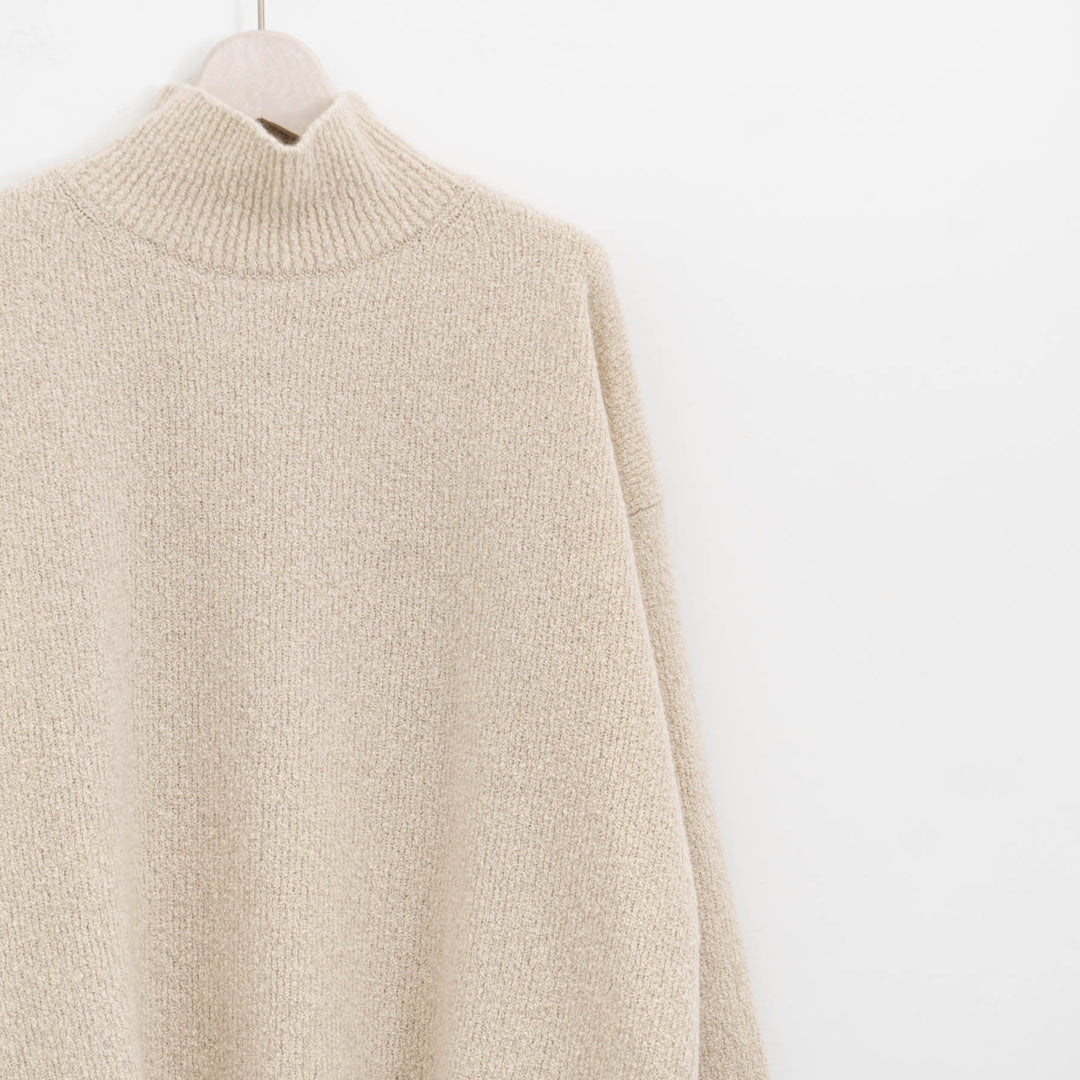 evam eva/　boucle yarn turtleneck E253K216