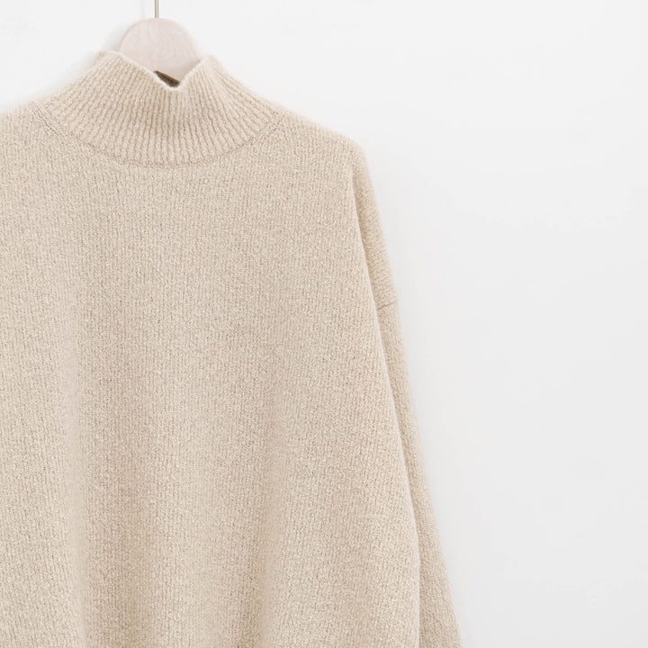 evam eva/　boucle yarn turtleneck E253K216