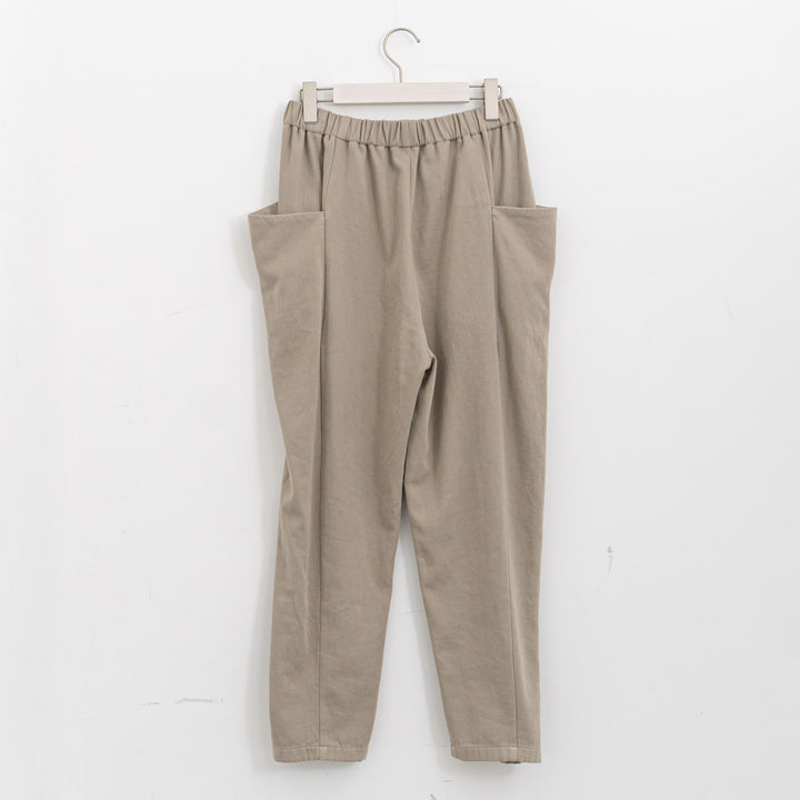 evam eva/　brushed cotton tuck pantsE253T169