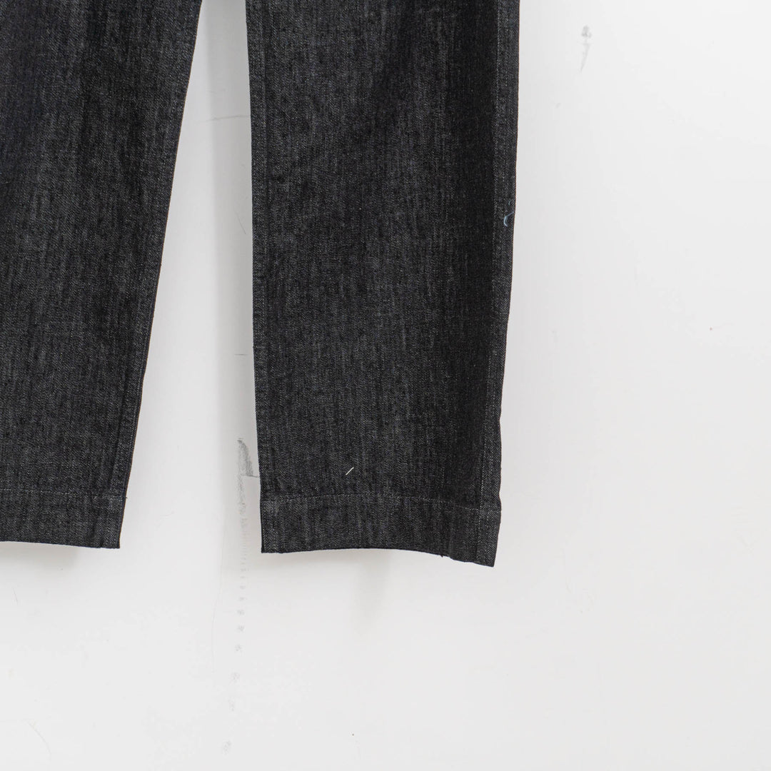 MHL. /MEN　CANTON BLACK LIGHT DENIM TROUSERS 596-6140204-suomi