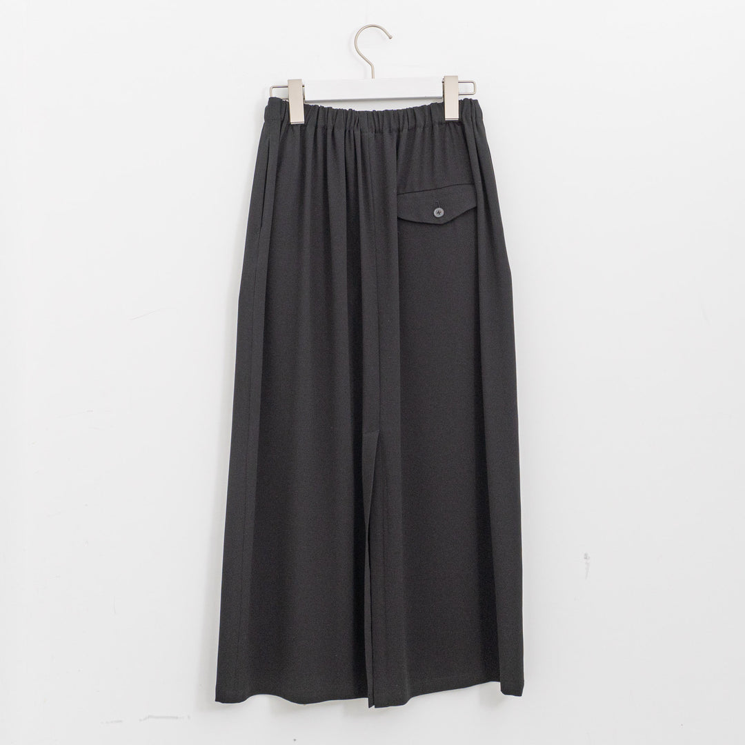 ゴーシュ /　バックサテンブラック　ロングスカート G261-S019