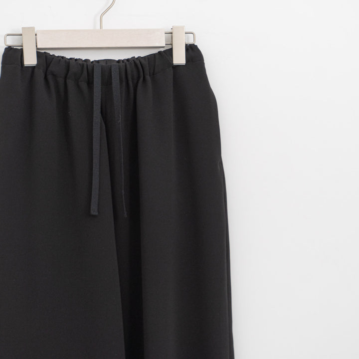 ゴーシュ /　ストレッチブラック ワイドパンツ G261-P017