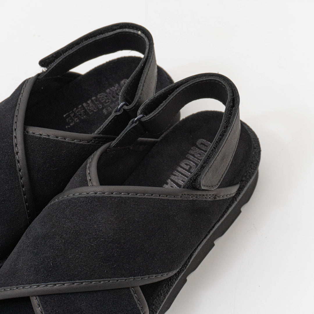 CLARKS ORIGINALS/WOMEN　Meare Cross-suomi