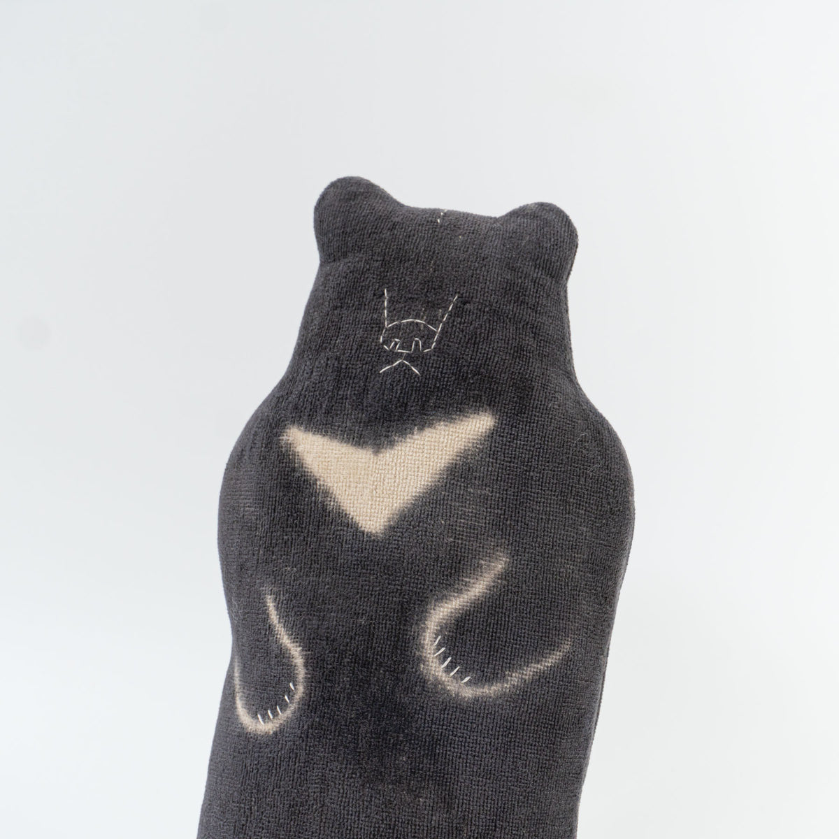 トモタケ｜動物クッション ツキノワグマ　小　Moon Bear