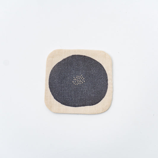 トモタケ｜リネンコースター　あんぱん ケシ Anpan-Poppy Seed