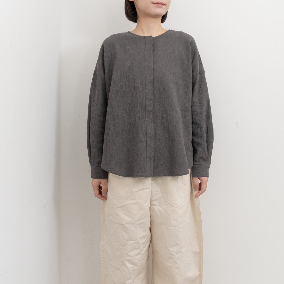 evam eva/　cotton no collar shirt E261T051