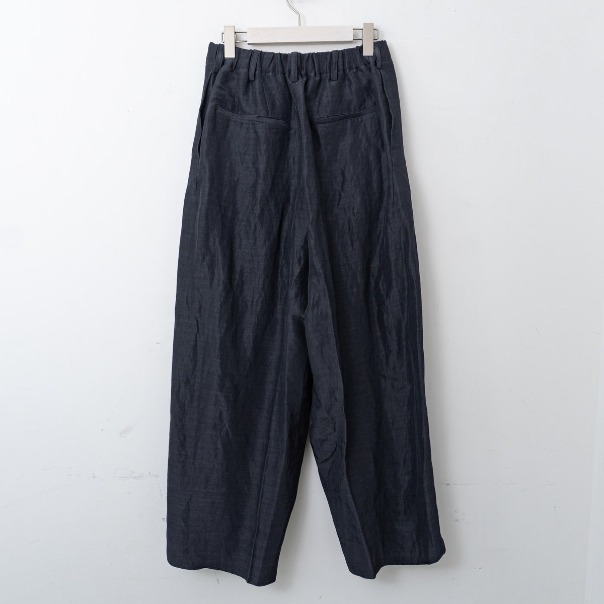 nonnotte｜MEN　Draping Croth Box Pleats No Tuck Trousers N-25S-043