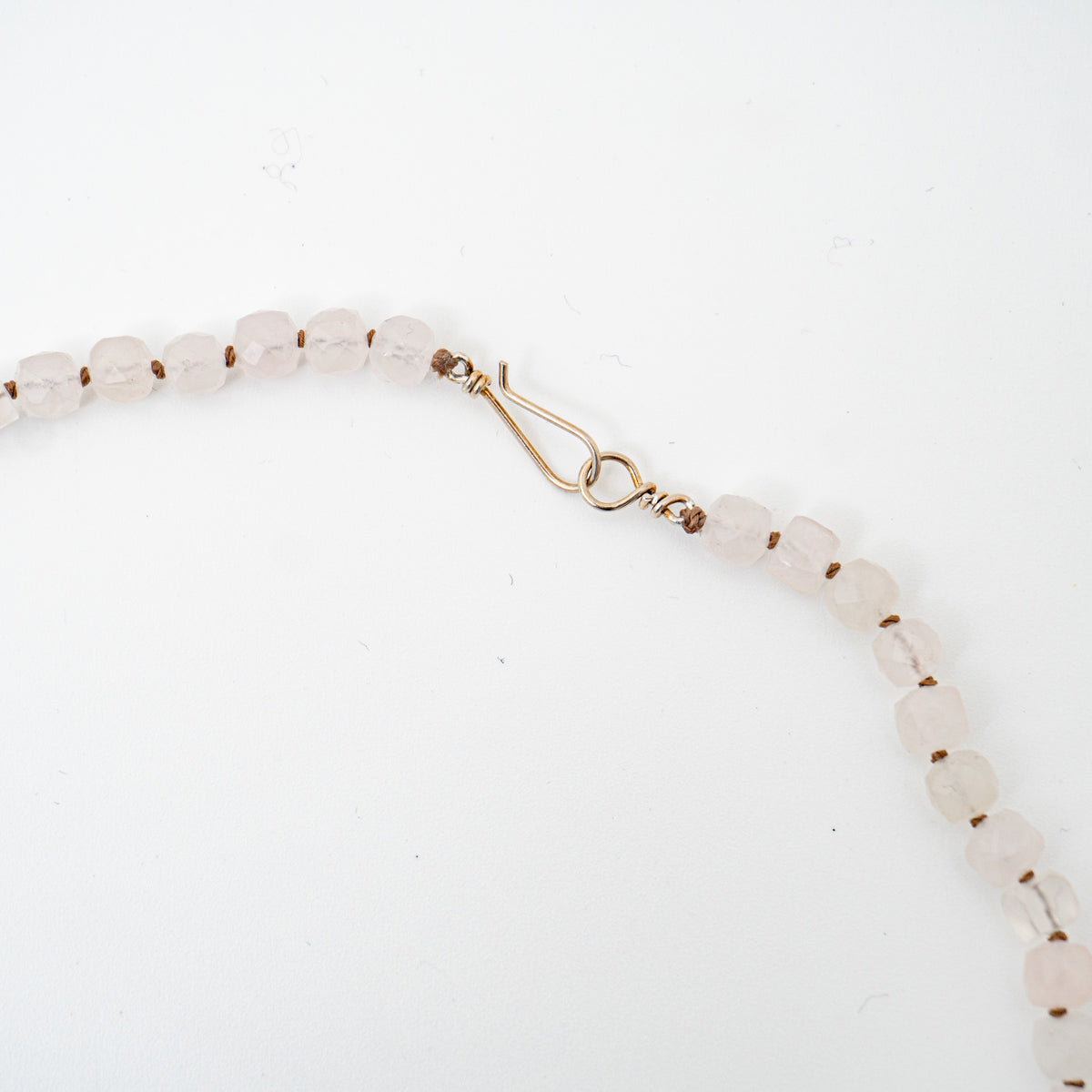 MARGARET HOWELL｜WOMEN　ROSE QUARTZ Necklace　578-4274002