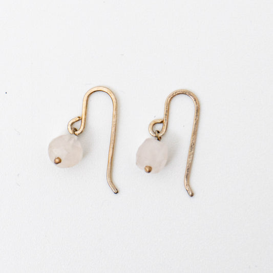 MARGARET HOWELL｜WOMEN　ROSE QUARTZ pierced earrings 5784274001