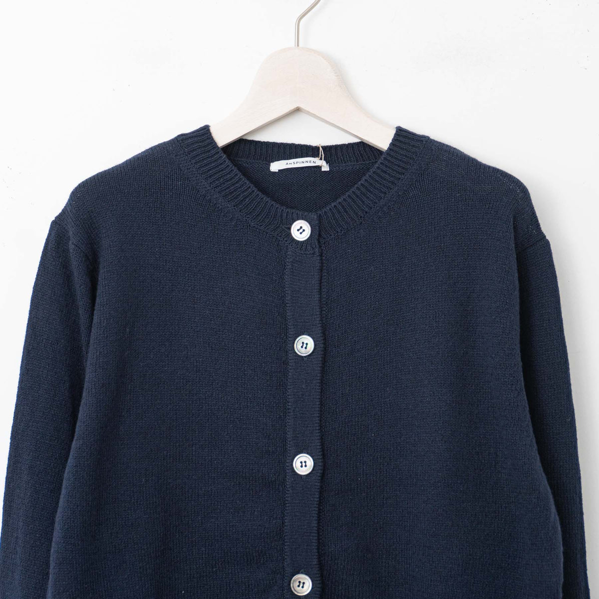 ANSPINNEN｜コットンカシミヤクルーネックカーディガン col.navy　ANS-WK0099