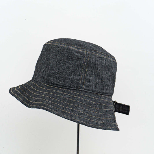 MHL.｜UNISEX　CANTON LIGHT DENIM　5955176500（BLACK）