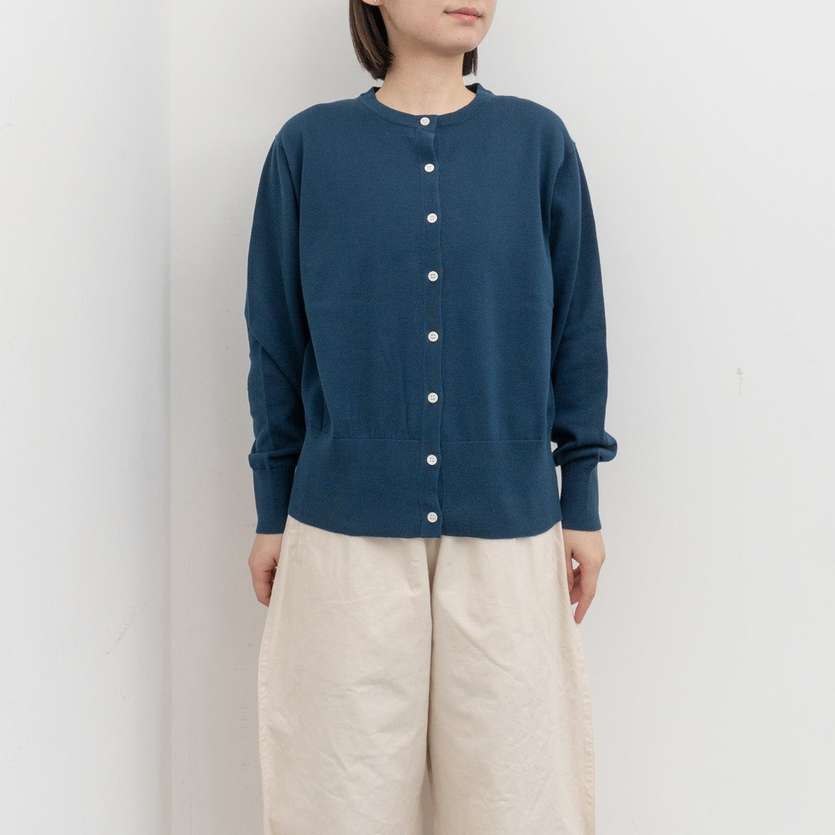 homspun｜WOMEN ソフトコンパクトヤーンクルーカーディガン 261-7841