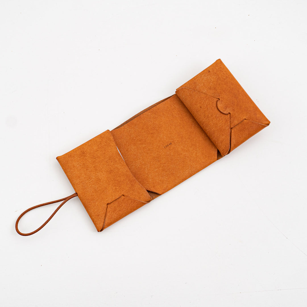 【シーズン限定商品】i ro se/　SEAMLESS "VAQUETA LEATHER" COMPACT WALLET ACC-SL13