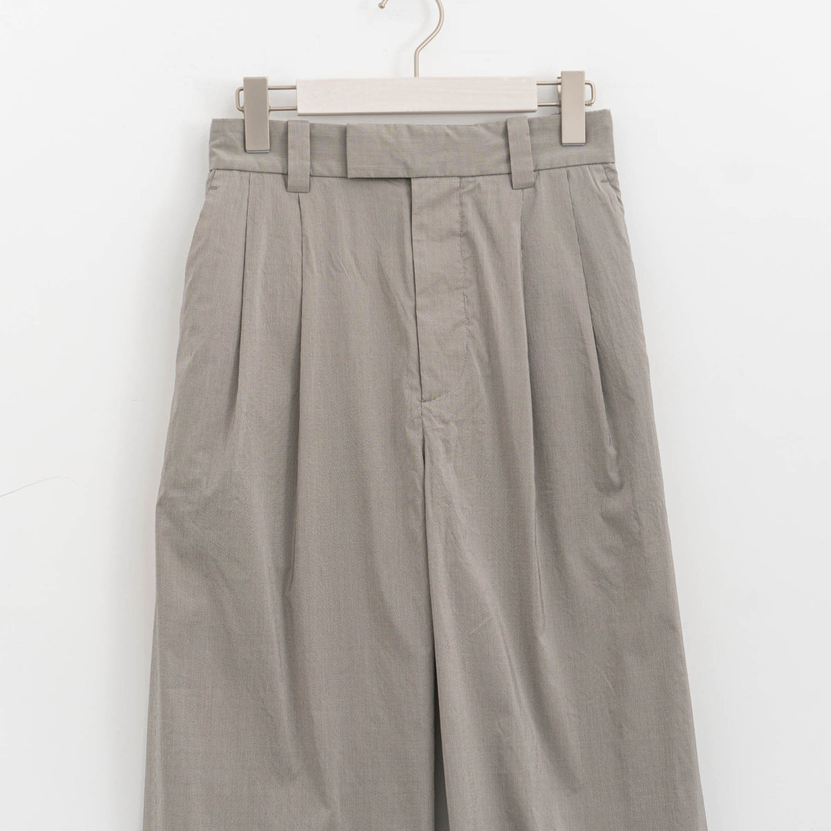 MARGARET HOWELL｜WOMEN　FINE STRIPE COTTON SILK TROUSERS 5786143205-H