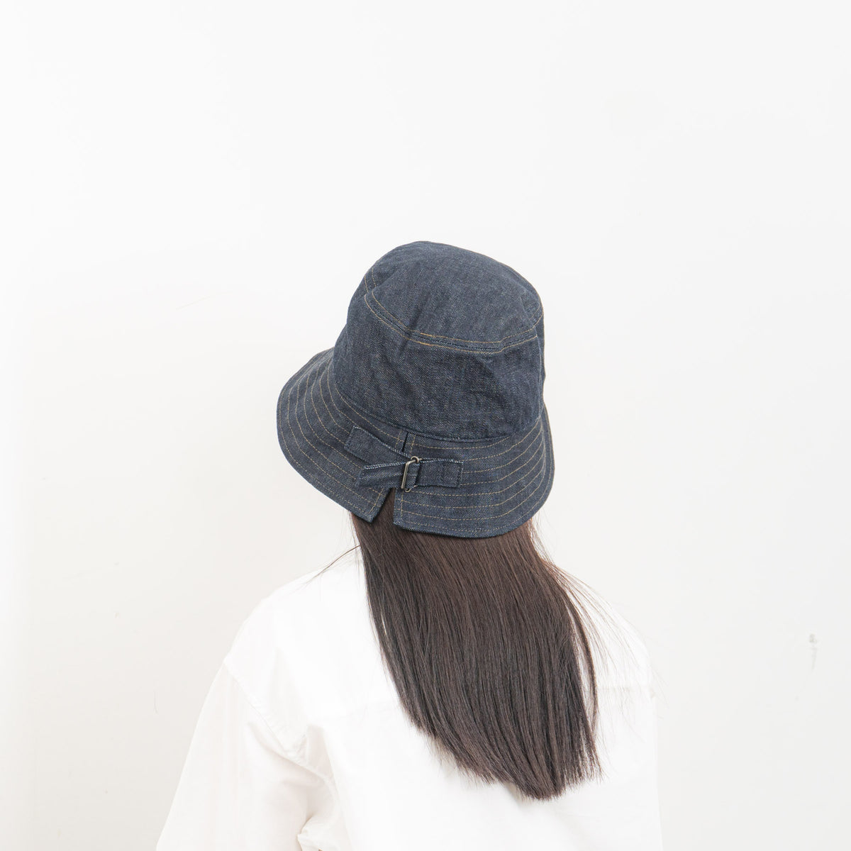 MHL.｜UNISEX　CANTON LIGHT DENIM　5955176500
