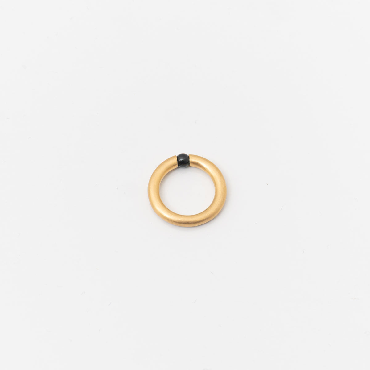 _Fot｜round ring _ stone 2007a_r（gold/onyx）